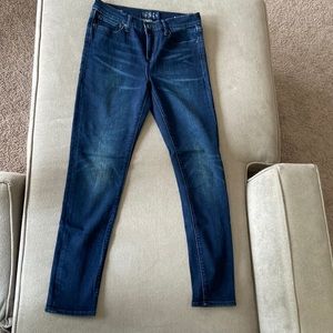 Lucky brand jeans! Brooke legging Jean.